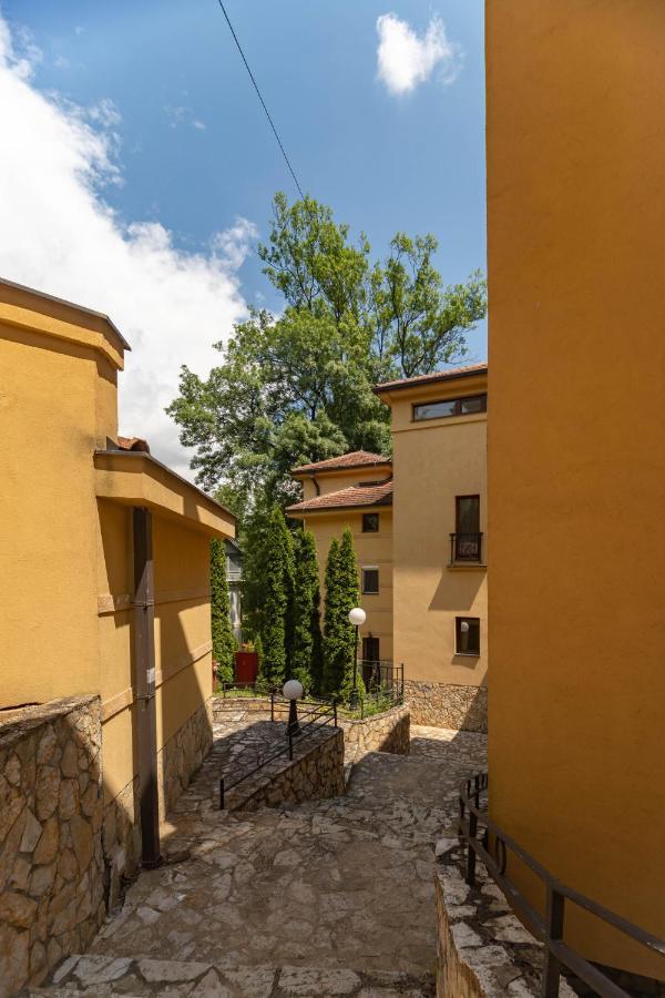Apartman Modena Lux Vrnjačka Banja エクステリア 写真