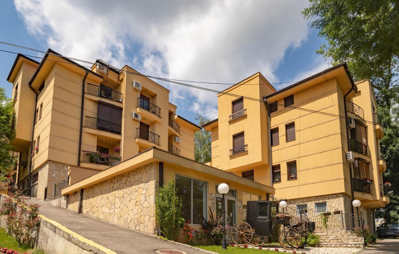 Apartman Modena Lux Vrnjačka Banja エクステリア 写真