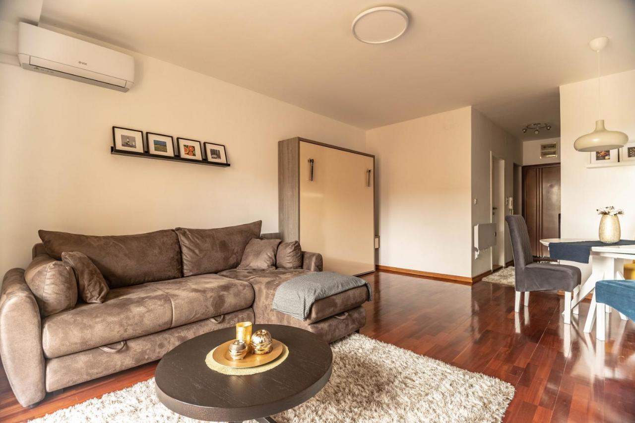Apartman Modena Lux Vrnjačka Banja エクステリア 写真