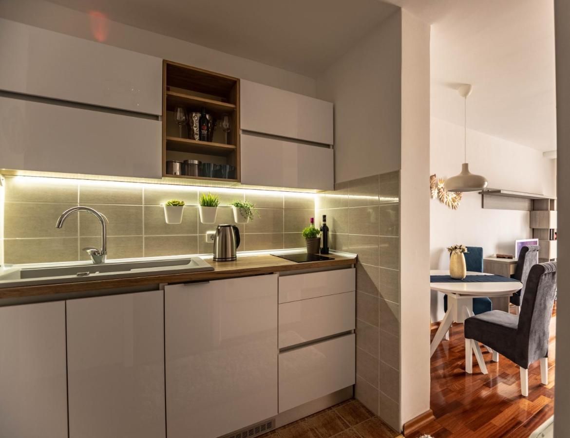 Apartman Modena Lux Vrnjačka Banja エクステリア 写真